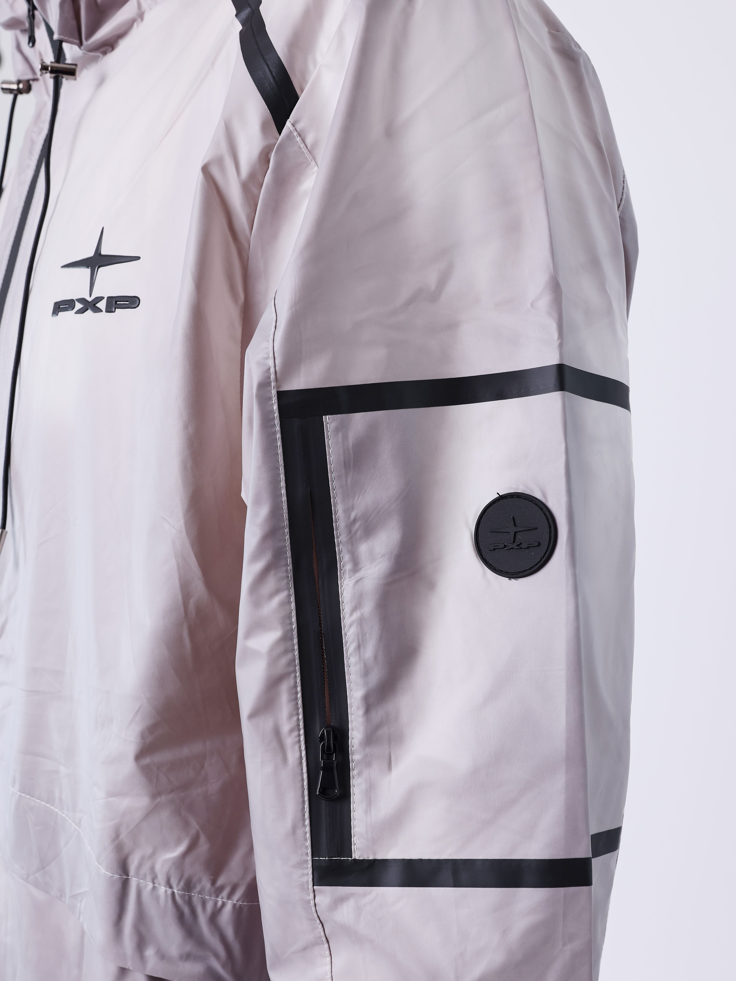 Thermoreactive Techwear Jacket